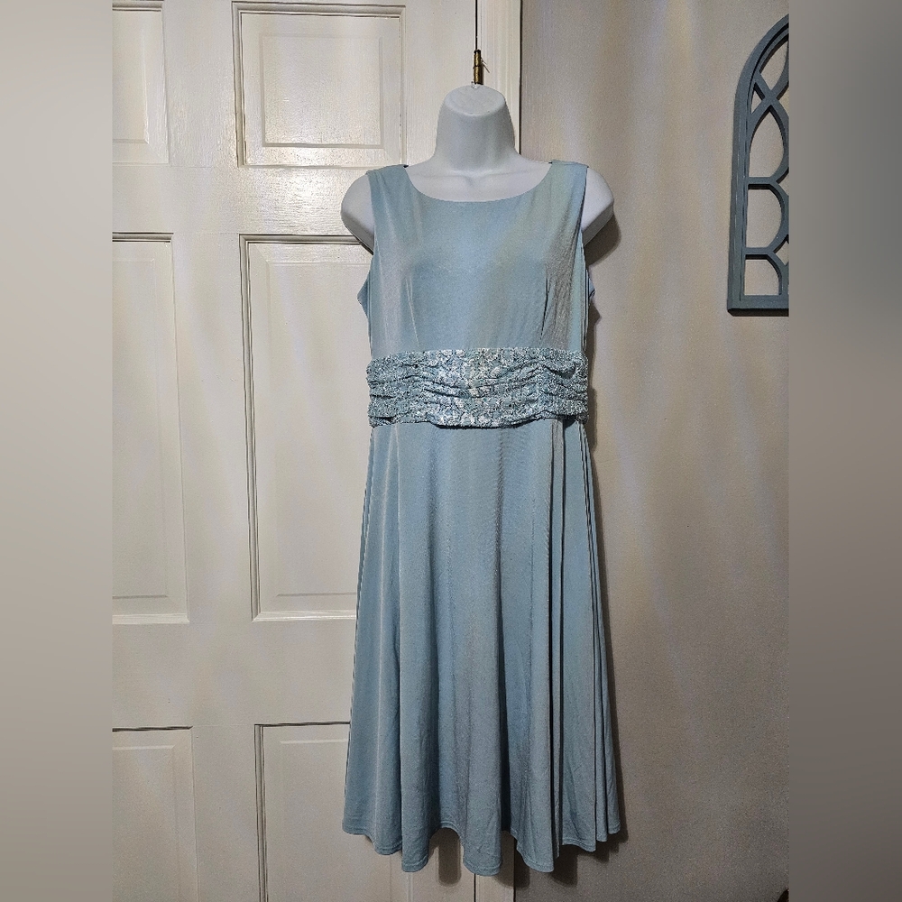 Jessica Howard Blue Lace Maxi Dress - Picture 2 of 7